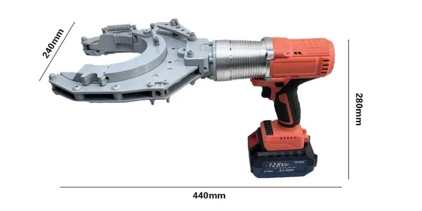 D115 Cordless Pipe Wrench